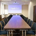 1.republic Hotell 4*