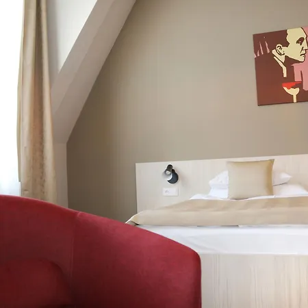 1.republic 4* Praag