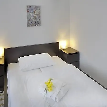 1.republic 4* Prag