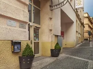 1共和国酒店 4*