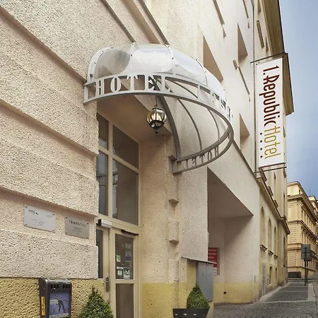 1共和国酒店 酒店 4*