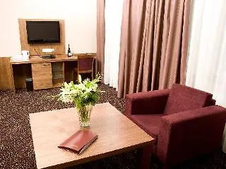 1.republic Hotell