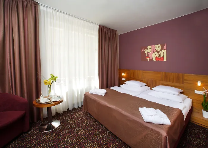 1.republic 4*